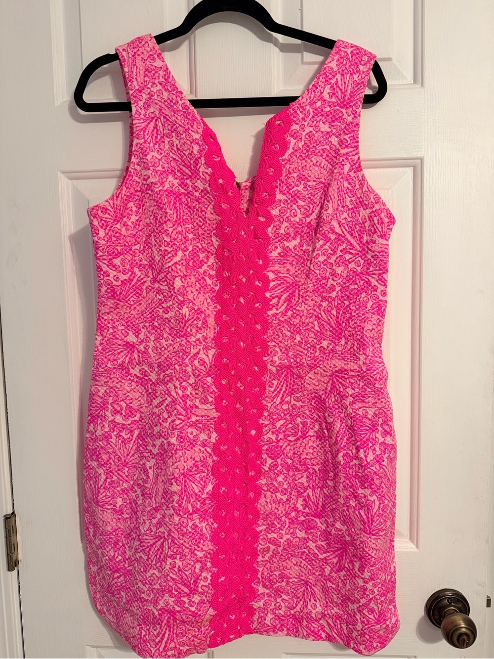 Lilly Pulitzer Hot Pink Textured Shift Dress with Patterned Panel - Picture 2 of 5